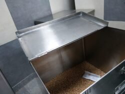 KITCHEN GRAIN TROLLEY
